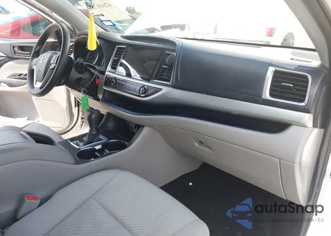 2019 Toyota Highlander Le z USA, uszkodzony, nr VIN 5TDZARFH8KS053423